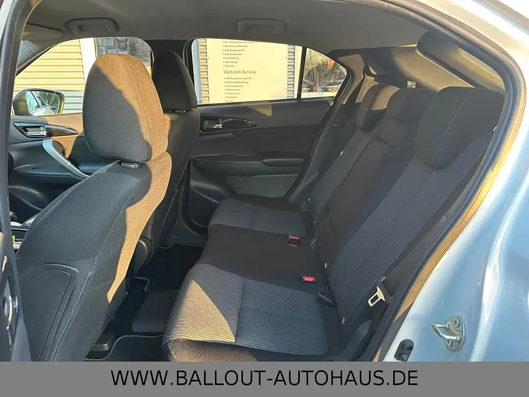 Mitsubishi Eclipse Cross Hybrid 4WD - Thumbnail 12