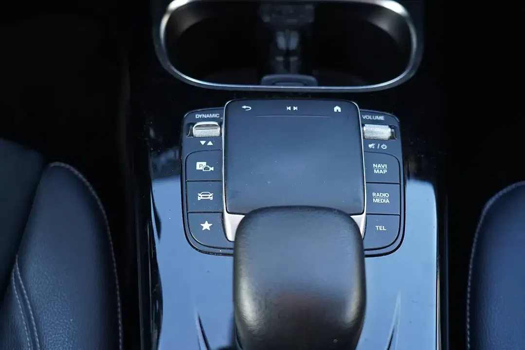 Mercedes-Benz CLA 250 PHEV AMG Line - Thumbnail 15