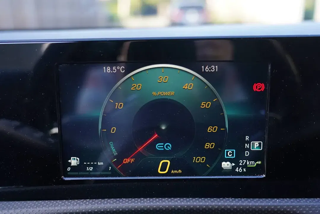 Mercedes-Benz CLA 250 PHEV AMG Line - Thumbnail 19