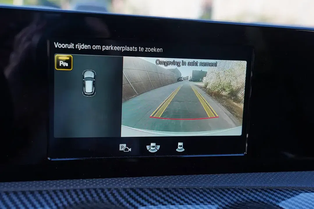 Mercedes-Benz CLA 250 PHEV AMG Line - Thumbnail 22