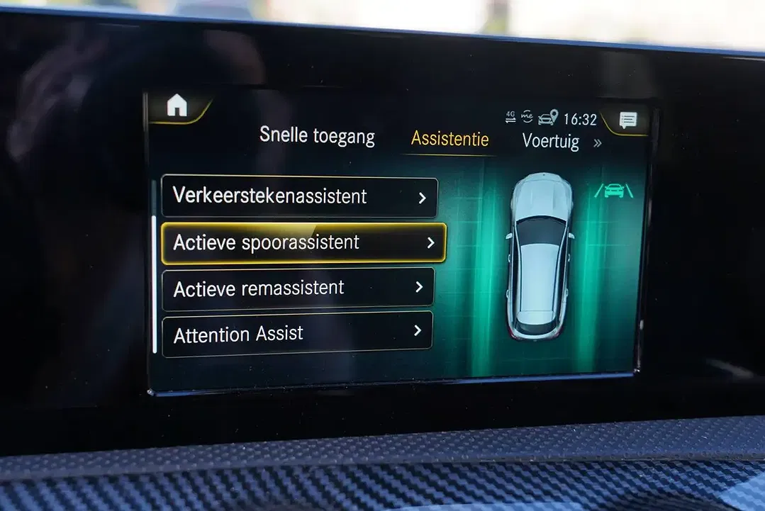 Mercedes-Benz CLA 250 PHEV AMG Line - Thumbnail 23