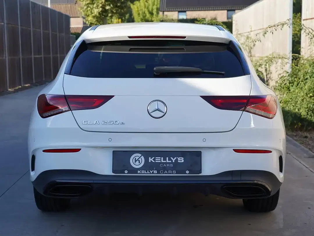 Mercedes-Benz CLA 250 PHEV AMG Line - Thumbnail 3