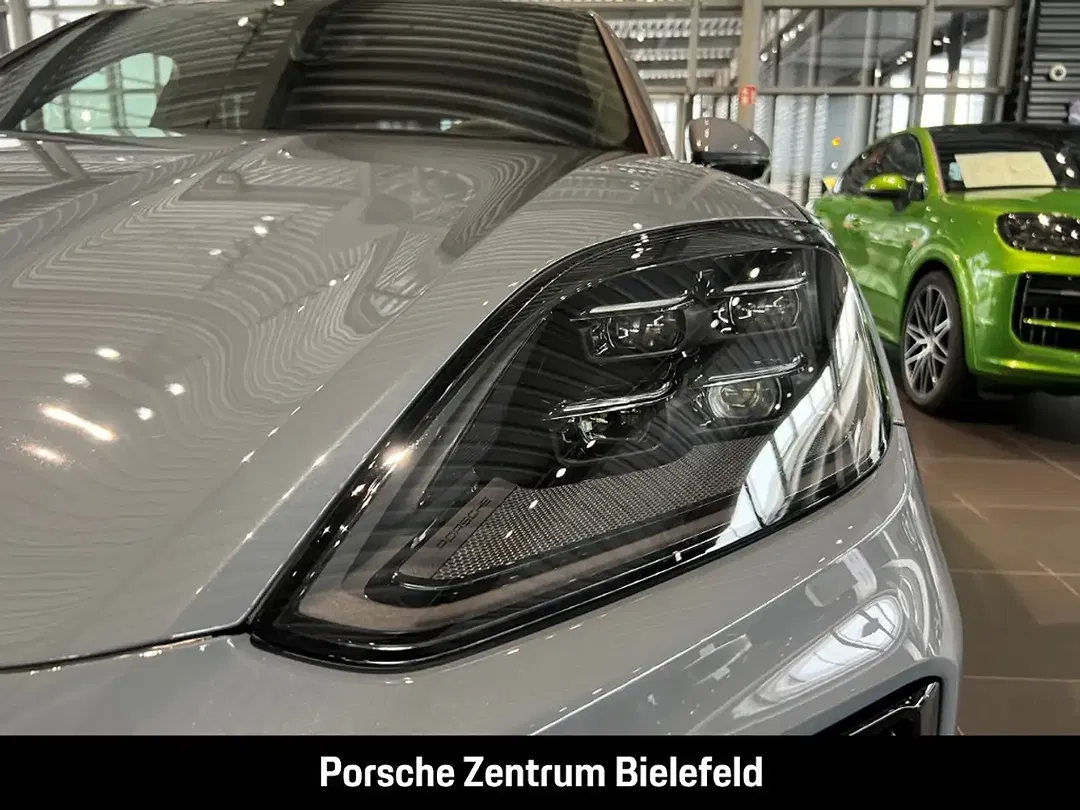 Porsche Cayenne GTS Coupe - Thumbnail 10