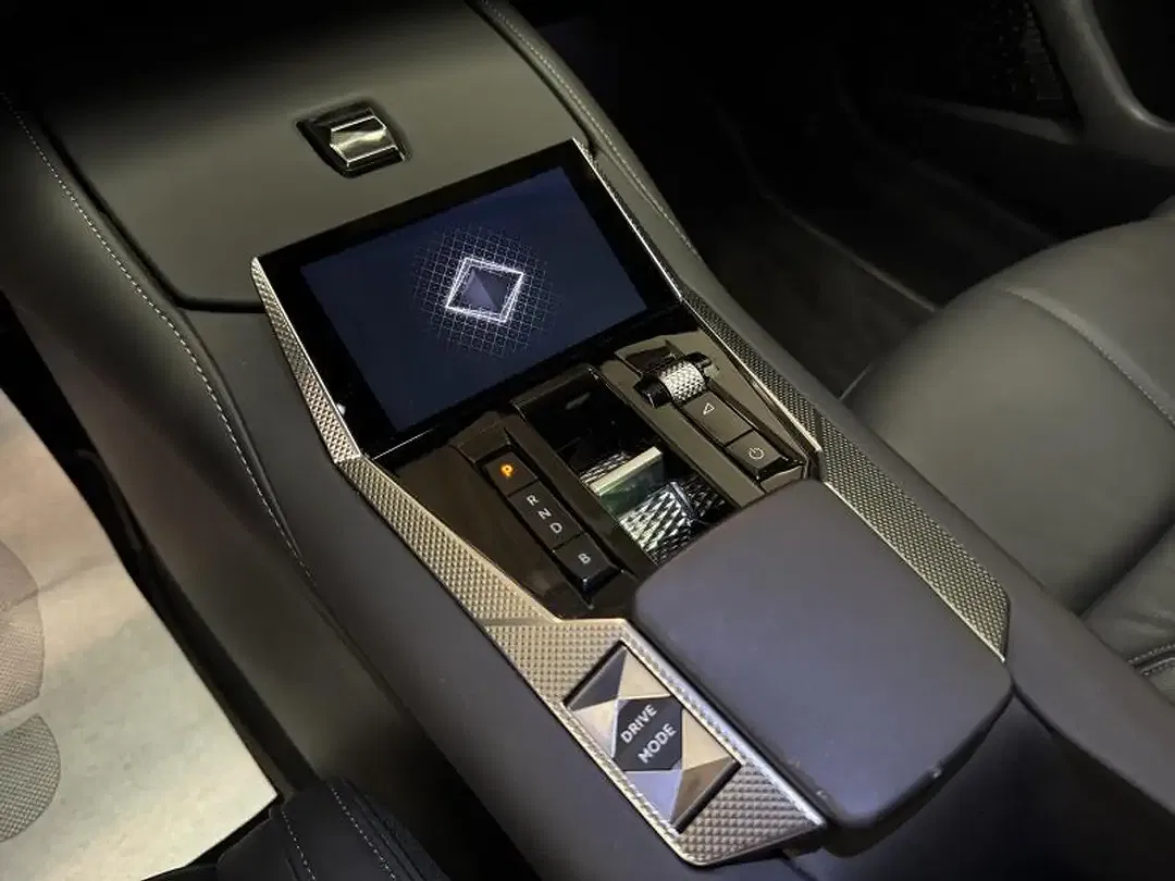 DS Automobiles DS 4 - Thumbnail 22