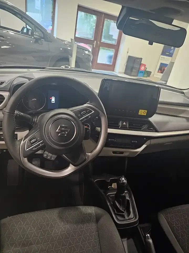 Suzuki Swift Hybrid AllGrip Comfort - Thumbnail 8