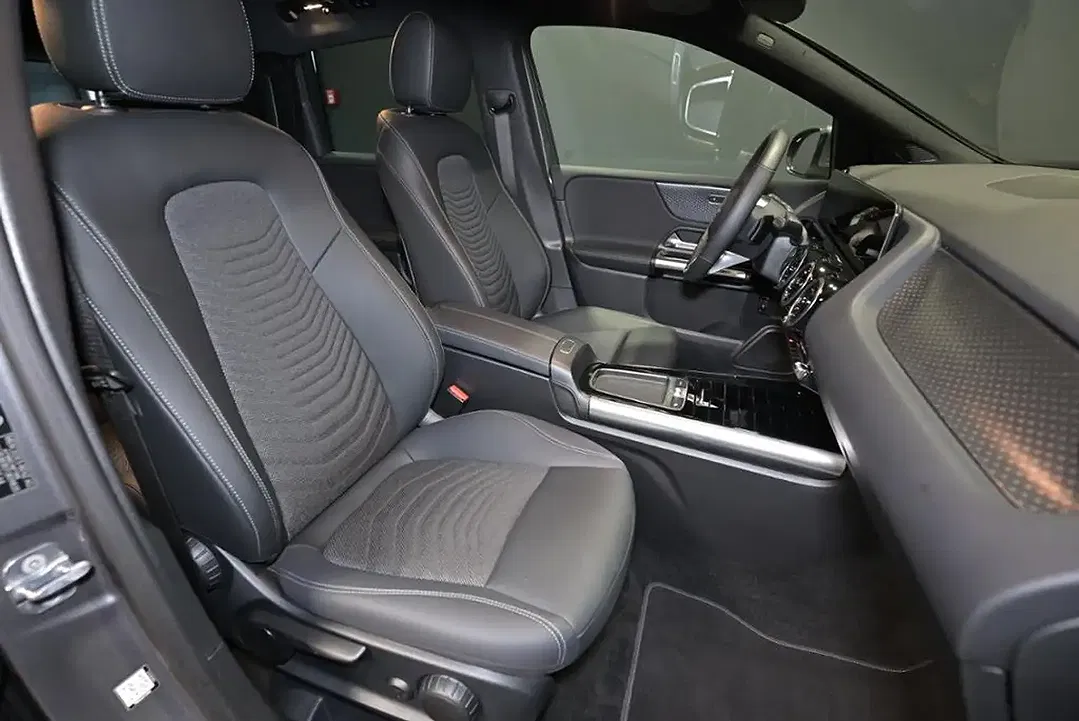 Mercedes-Benz B 180 - Thumbnail 5