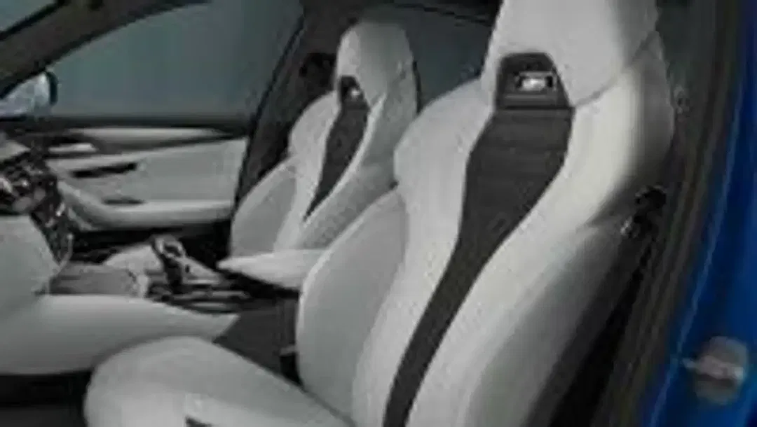 BMW M5 Competition - Thumbnail 3