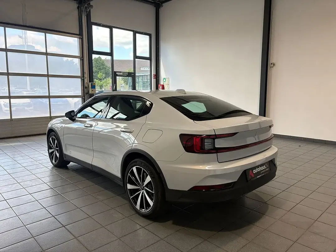 Polestar 2 - Thumbnail 4