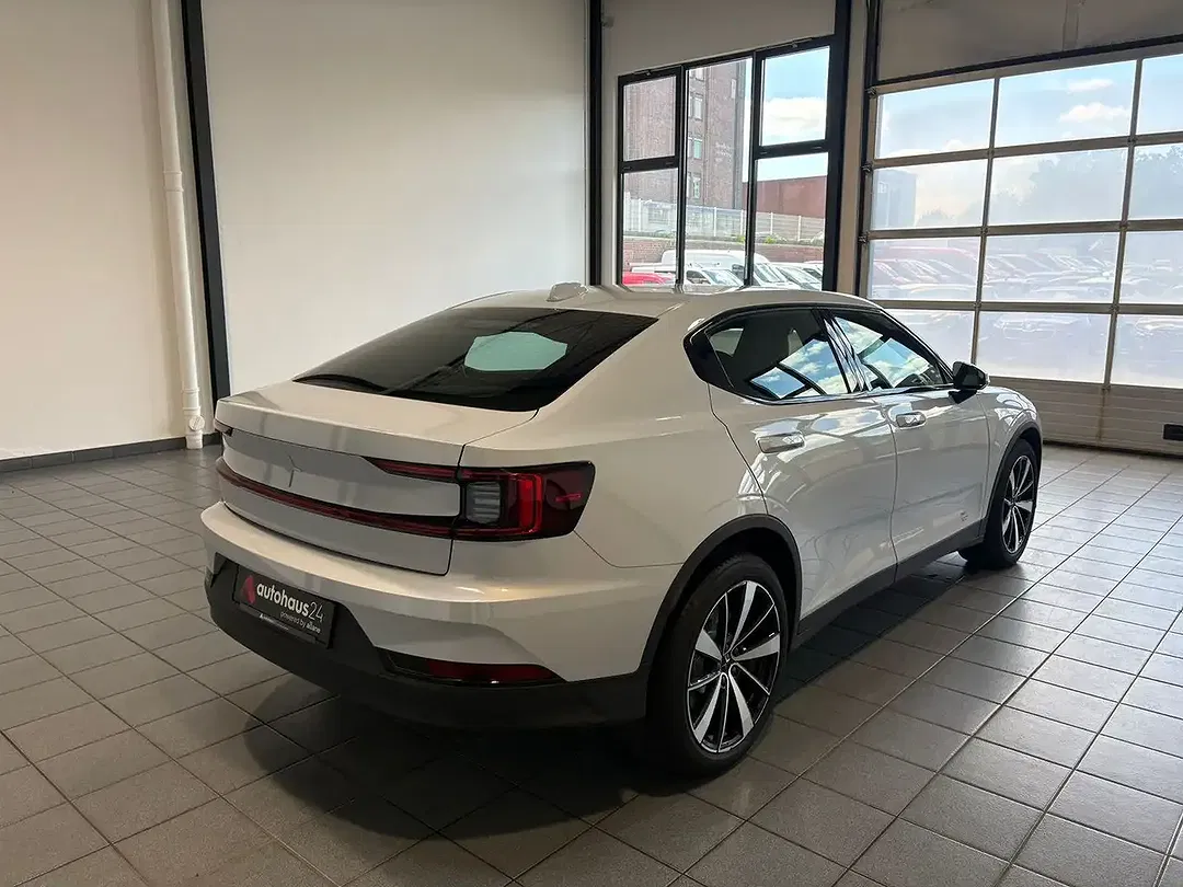 Polestar 2 - Thumbnail 5