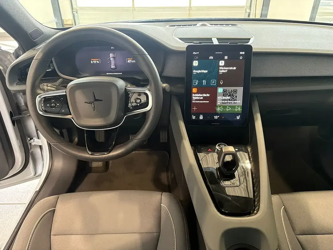 Polestar 2 - Thumbnail 9