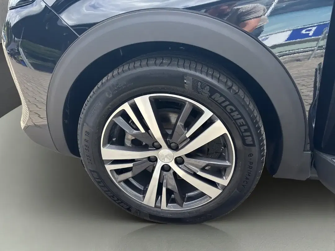 Peugeot 5008 130 PureTech EAT8 Allure Pack - Thumbnail 11
