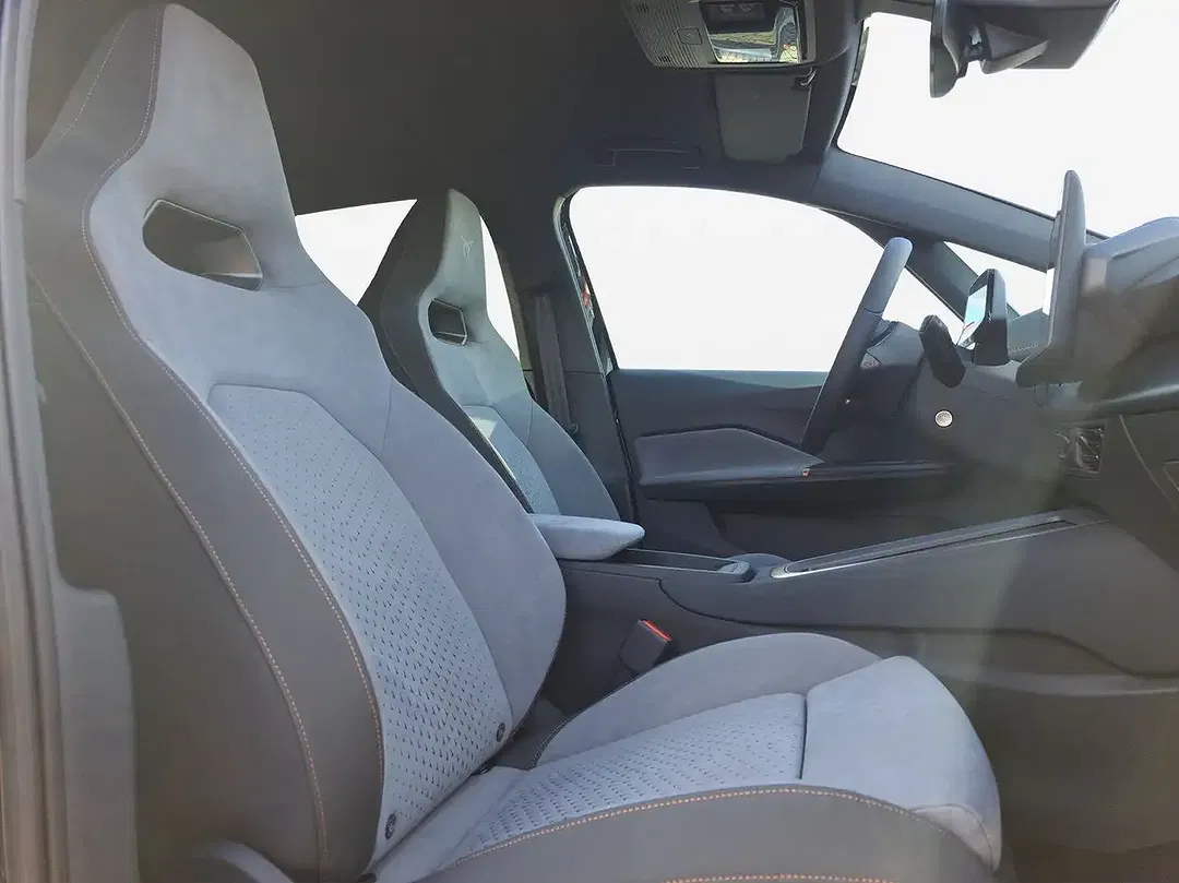 CUPRA Born Edition - Thumbnail 3