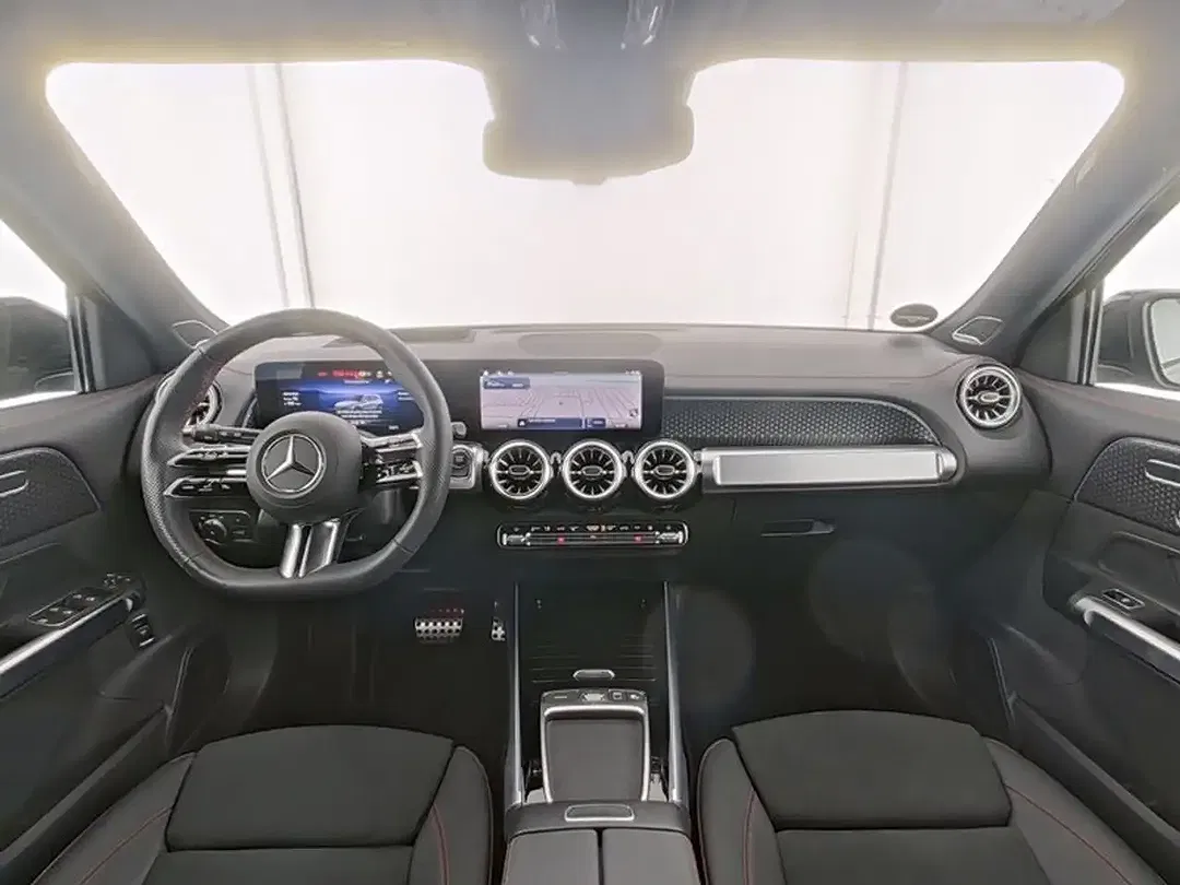 Mercedes-Benz EQB 250 Night - Thumbnail 8