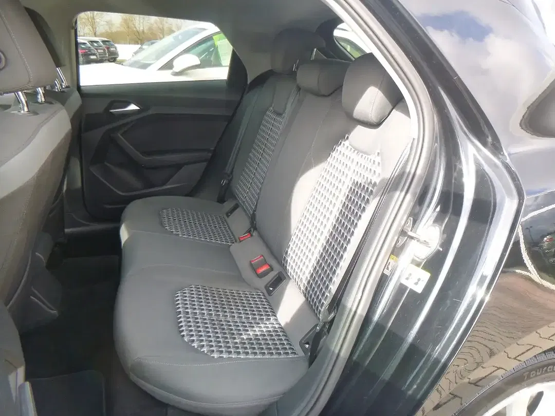 Audi A1 25 TFSI Sportback S line - Thumbnail 10