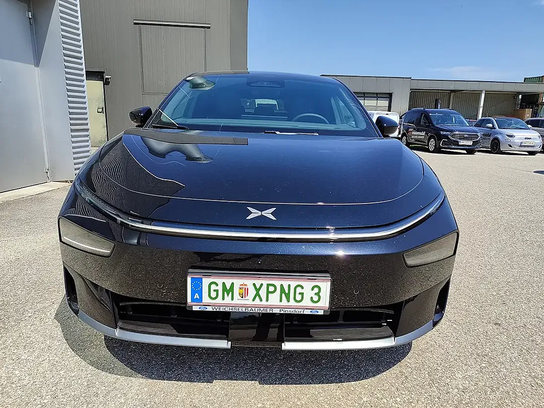 Xpeng P7 RWD Long Range - Thumbnail 7