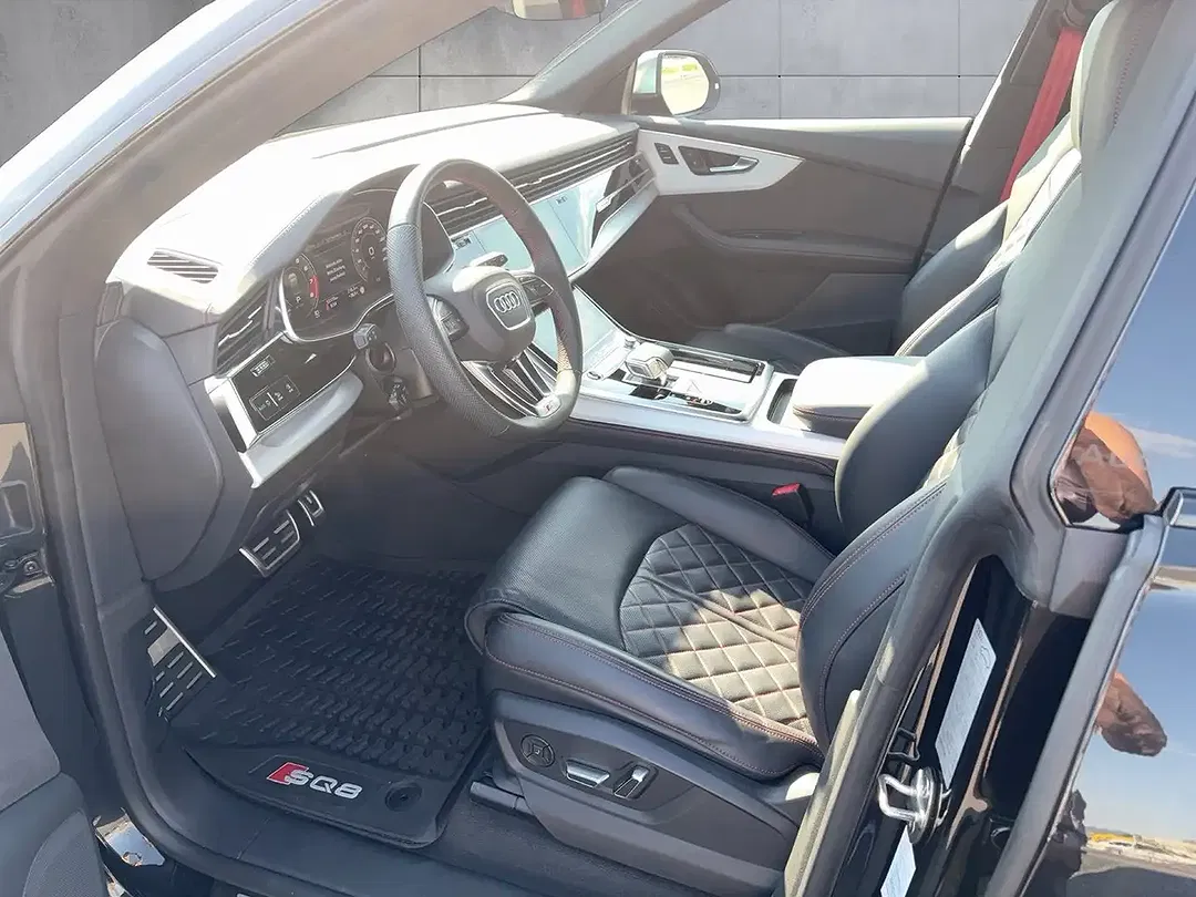 Audi SQ8 TFSI quattro - Thumbnail 9