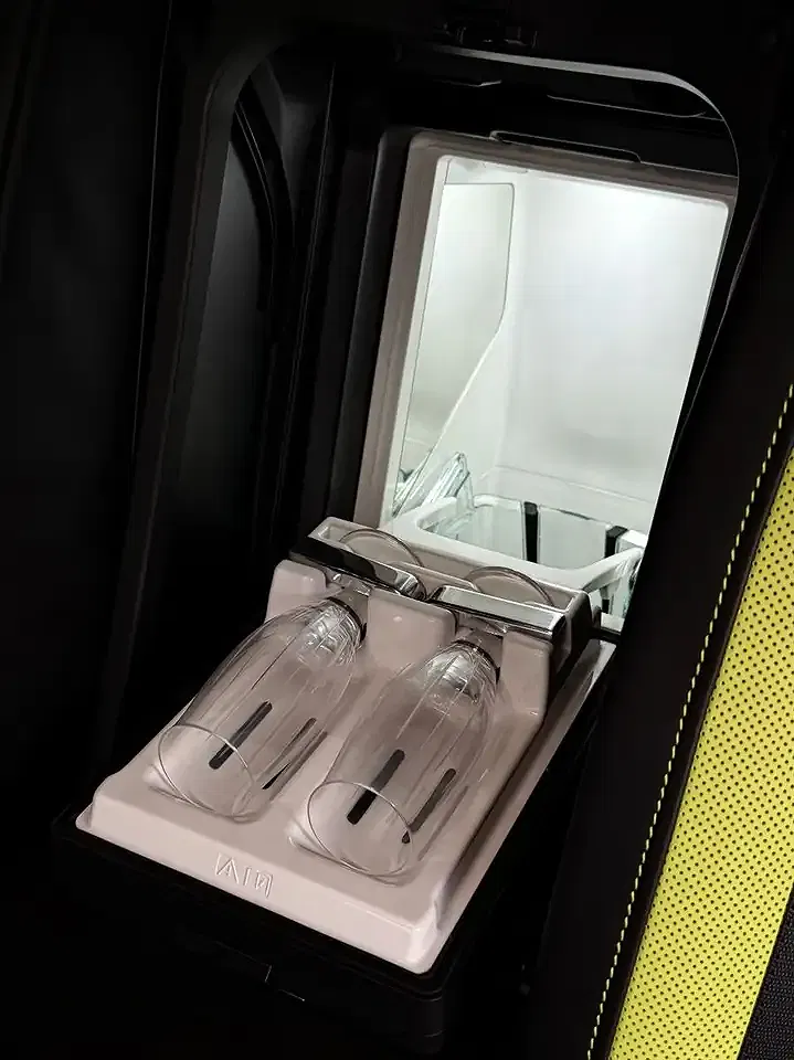 Rolls-Royce Ghost Black Badge - foto 15