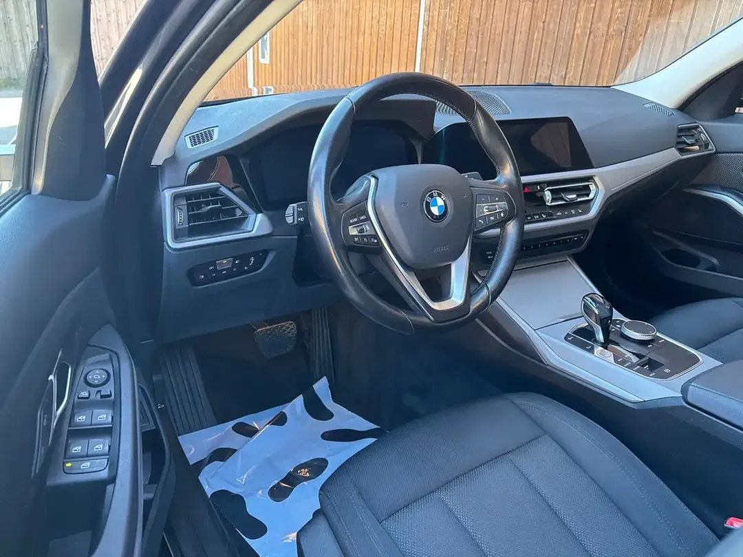 BMW 320 AUT Touring - Thumbnail 5