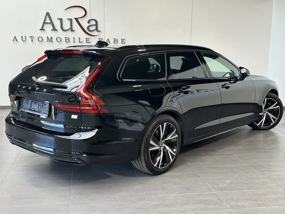 Volvo V90 T6 PHEV Hybrid AWD Plus Dark - Thumbnail 4