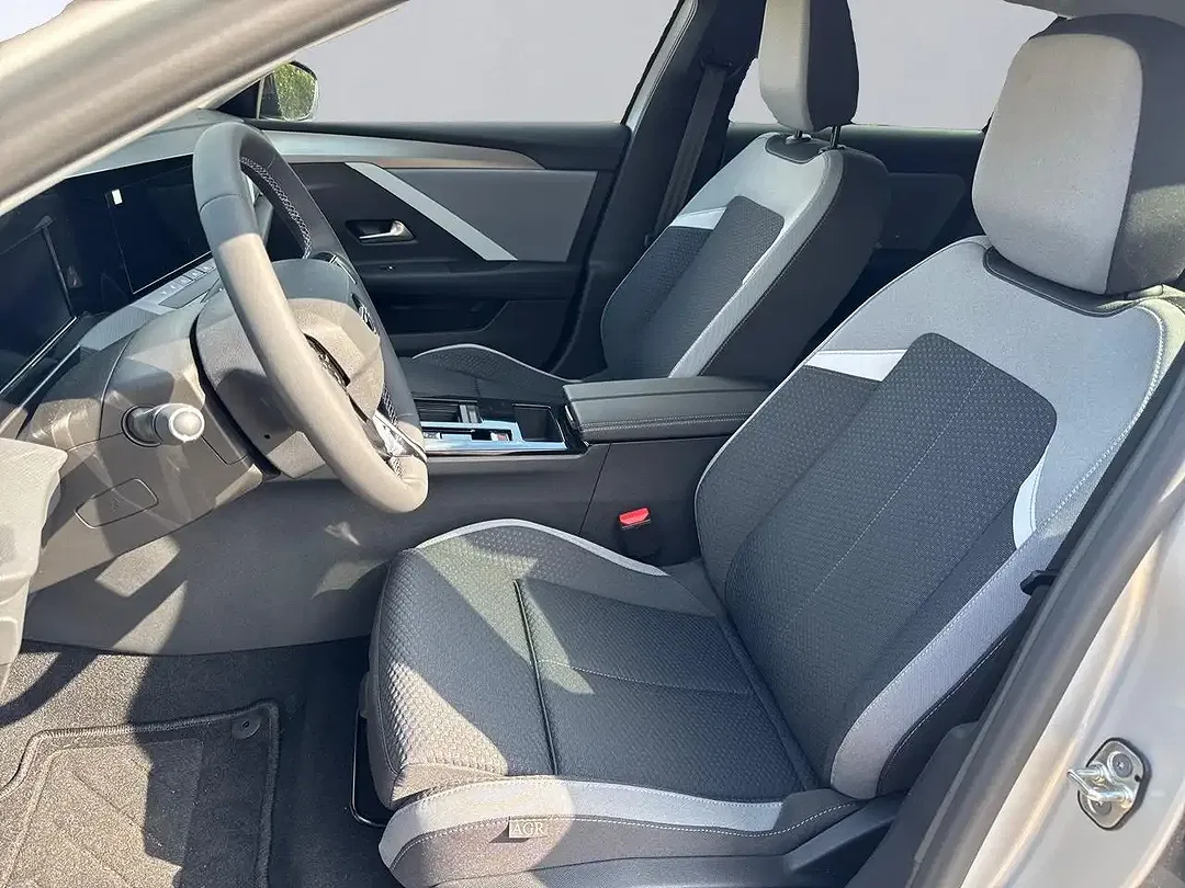 Opel Astra EV - Thumbnail 10