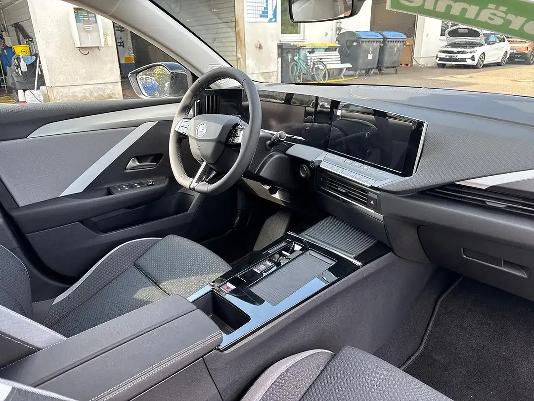 Opel Astra EV - Thumbnail 19