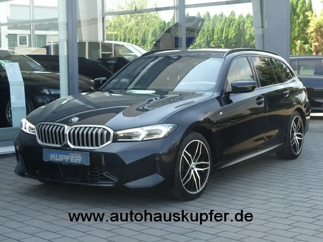 BMW 318 M Touring - Thumbnail 1