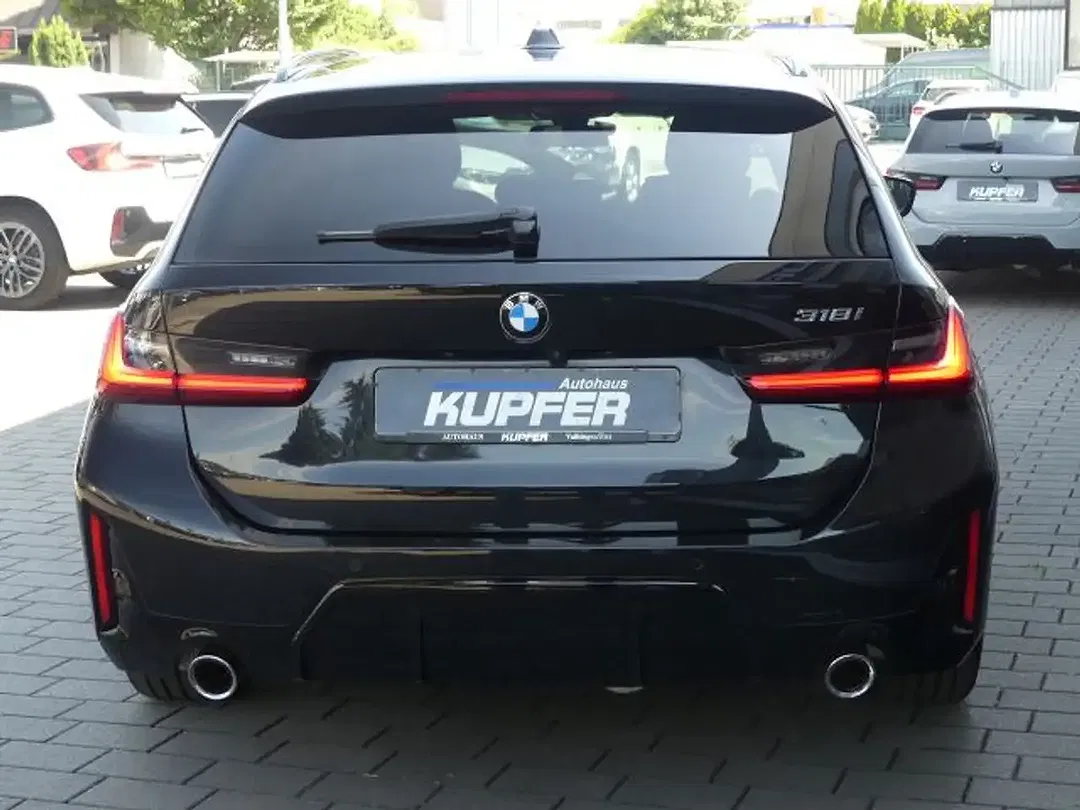 BMW 318 M Touring - Thumbnail 4