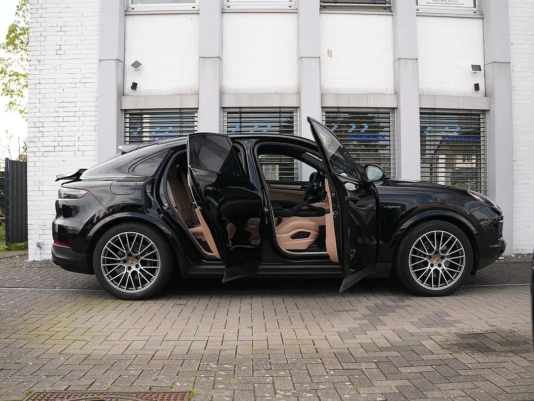 Porsche Cayenne E-Hybrid Coupe - foto 1