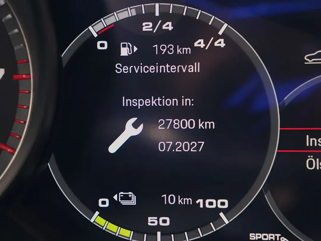 Porsche Cayenne E-Hybrid Coupe - Thumbnail 29