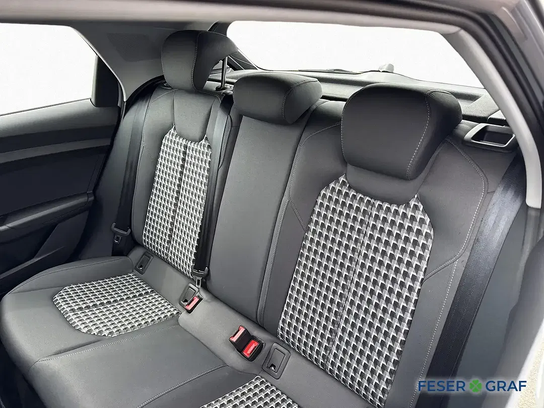 Audi A1 30 TFSI S tronic - Thumbnail 11