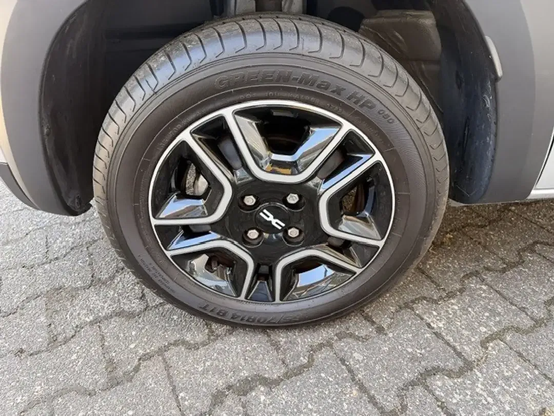 Dacia Spring Essential - foto 20