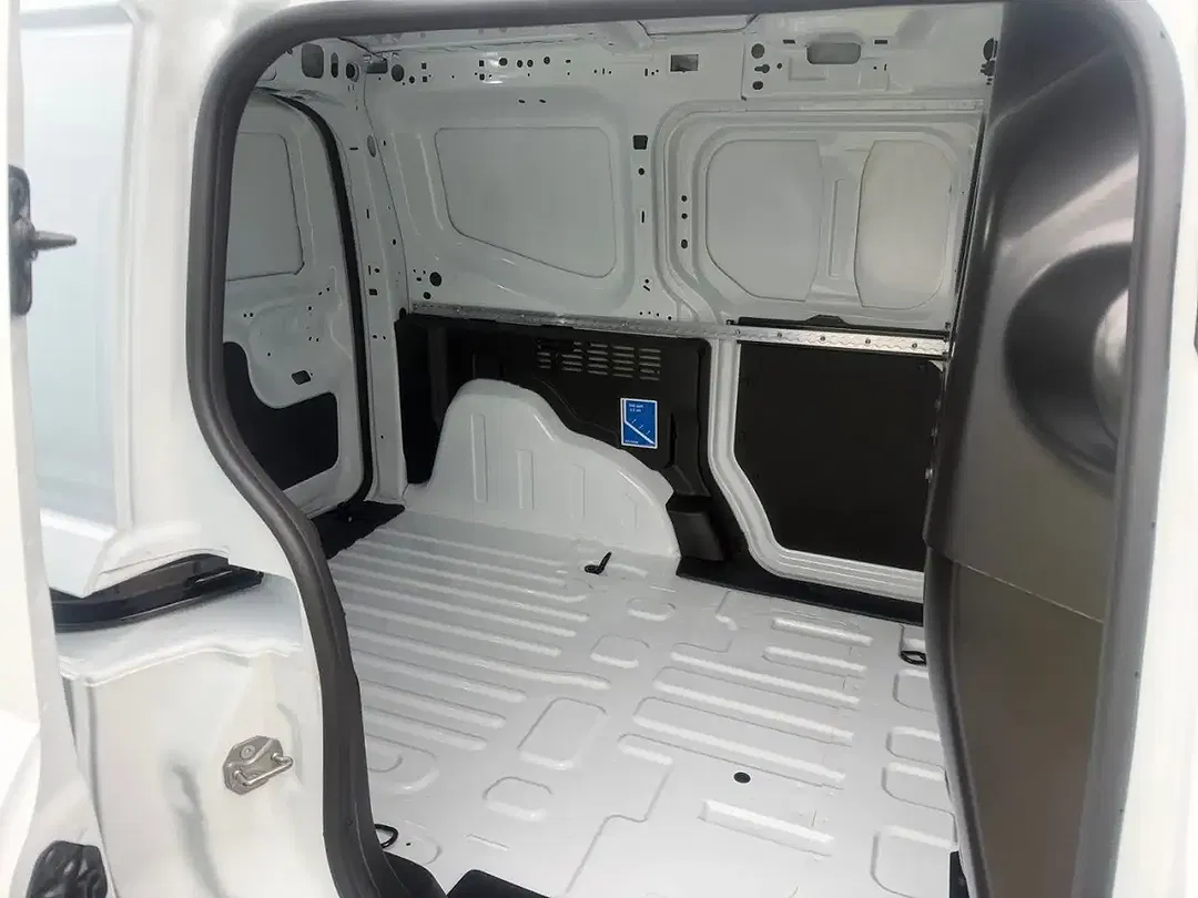 Ford Transit Courier EcoBlue Trend - Thumbnail 11