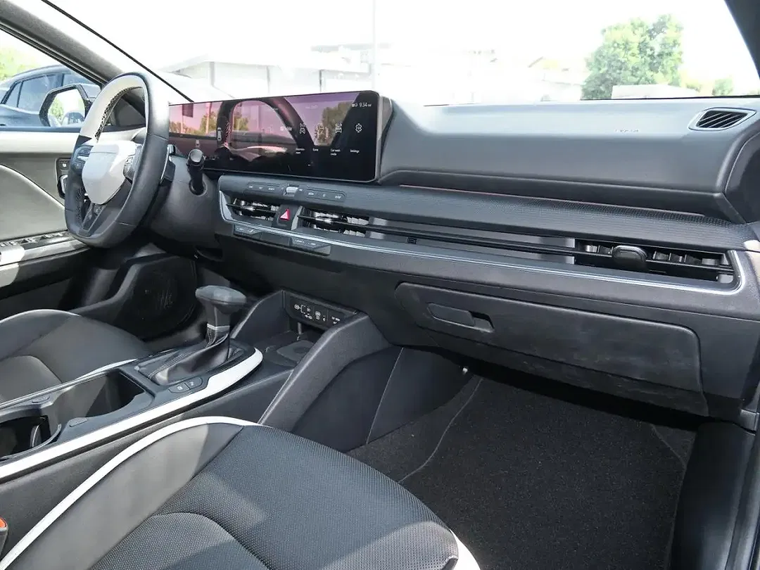Kia K4 1.6 DCT GT-Line - foto 15