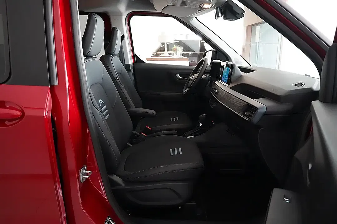 Ford Tourneo Courier 1.0 EcoBoost AUT Active - Thumbnail 6