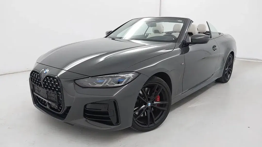 BMW 440 xDrive Convertible - Thumbnail 1