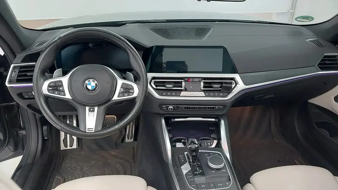 BMW 440 xDrive Convertible - Thumbnail 9