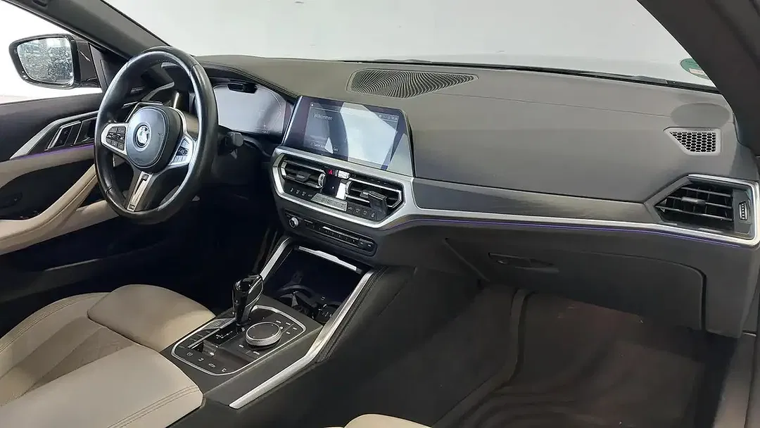 BMW 440 xDrive Convertible - Thumbnail 10