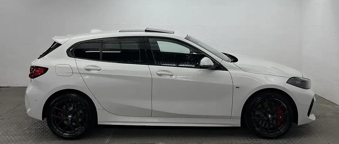 BMW 120 xDrive M Sport - Thumbnail 5