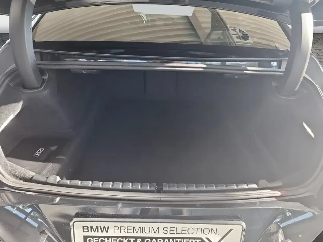 BMW M8 xDrive Competition Gran Coupe - Thumbnail 6