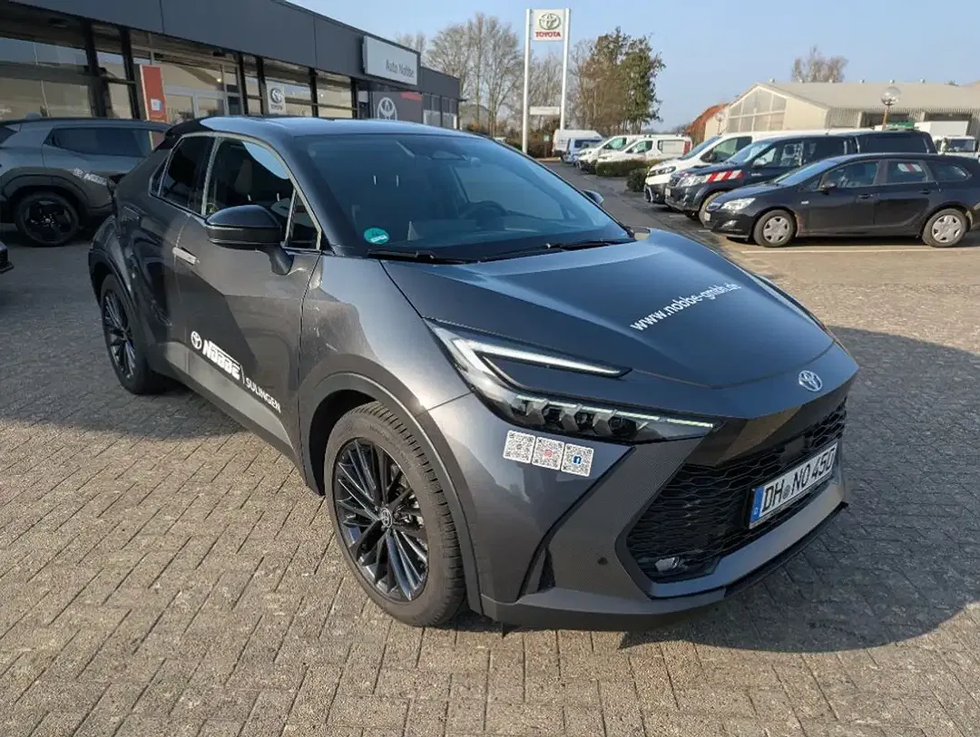 Toyota C-HR Hybrid Teamplayer - Thumbnail 3