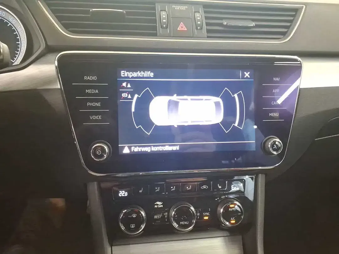 Skoda Superb 1.4 TSI iV DSG Combi Ambition - Thumbnail 7