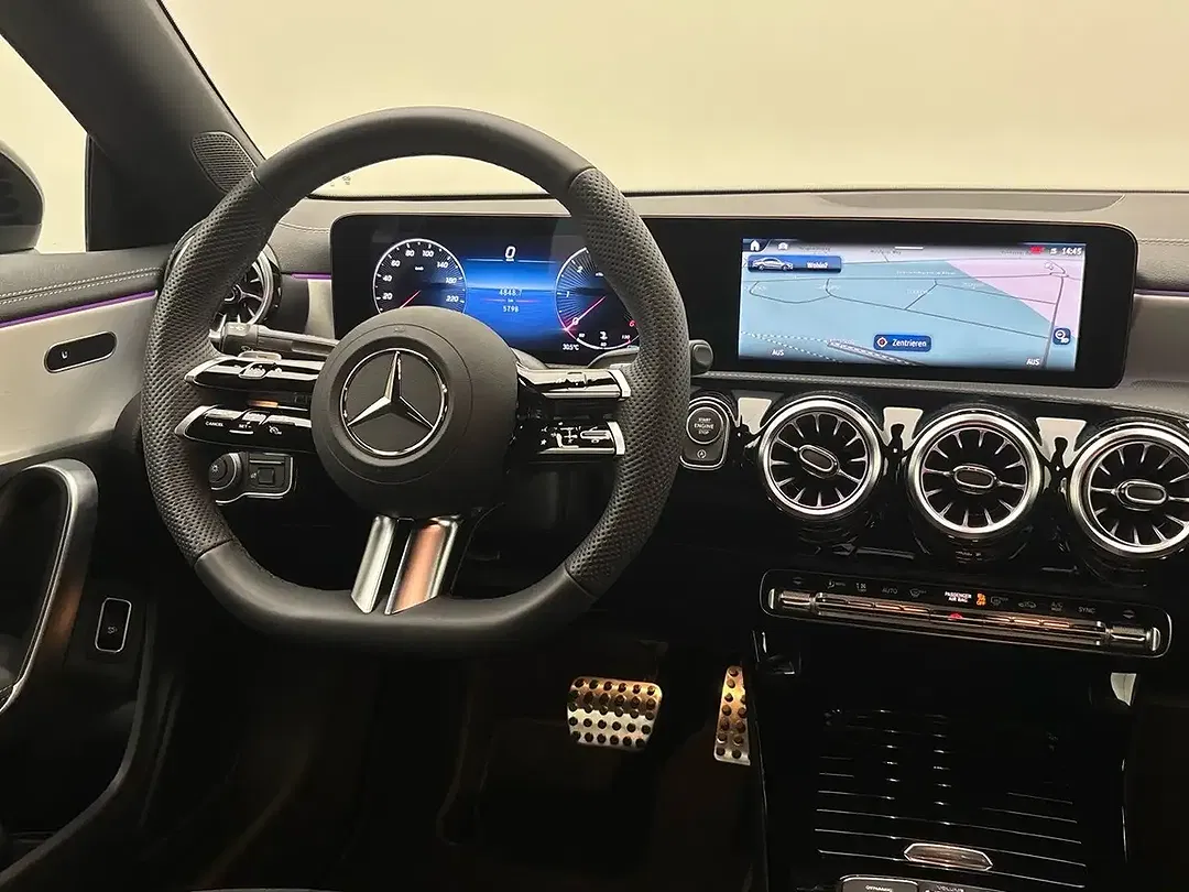 Mercedes-Benz CLA 200 AMG Night - Thumbnail 8