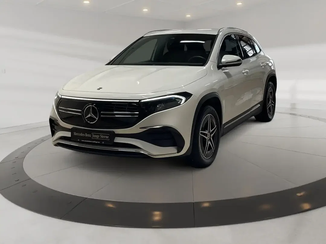 Mercedes-Benz EQA 300 4MATIC AMG MBUX - Afbeelding 1
