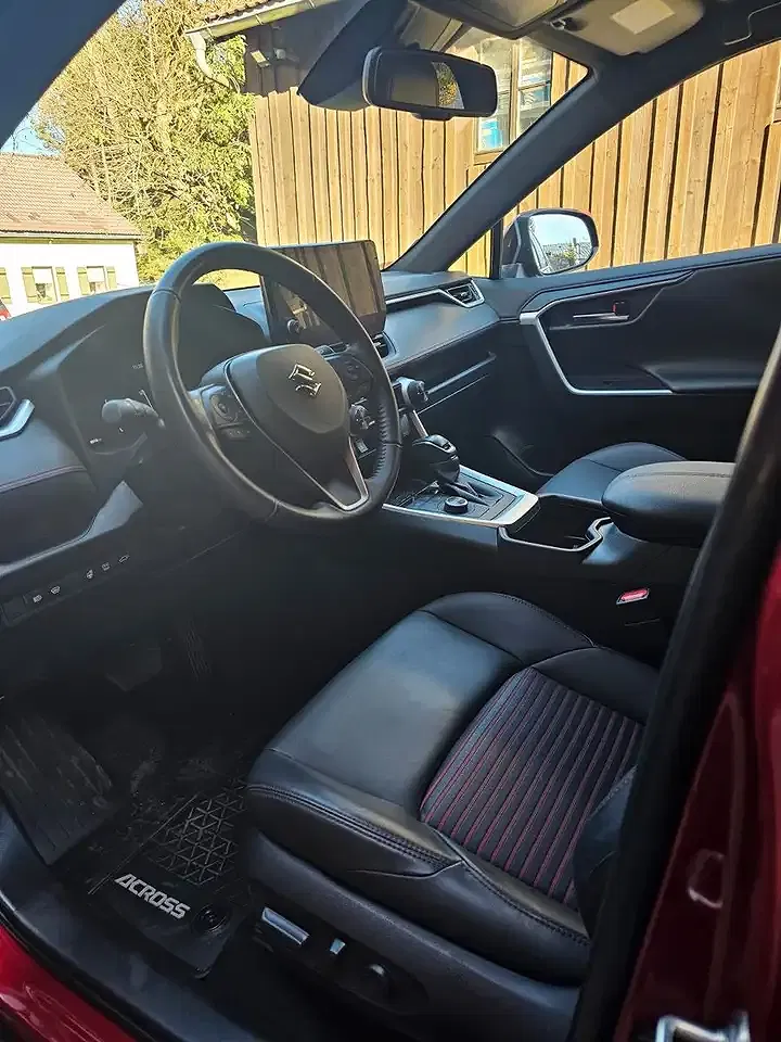 Suzuki Across Hybrid Comfort+ - Thumbnail 10