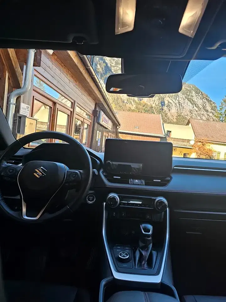 Suzuki Across Hybrid Comfort+ - Thumbnail 12