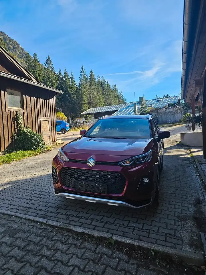 Suzuki Across Hybrid Comfort+ - Thumbnail 3