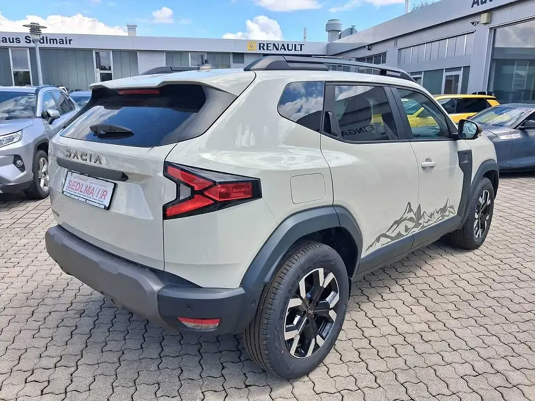 Dacia Duster TCe Extreme - Thumbnail 3