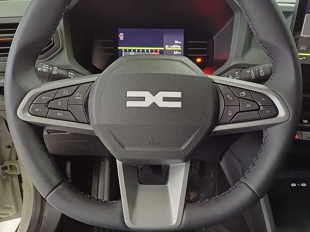 Dacia Duster TCe Extreme - Thumbnail 8