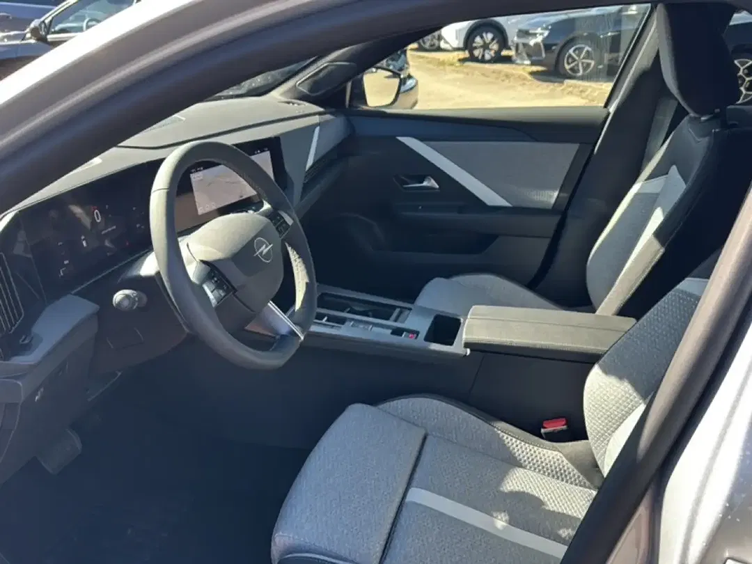 Opel Astra - Thumbnail 12