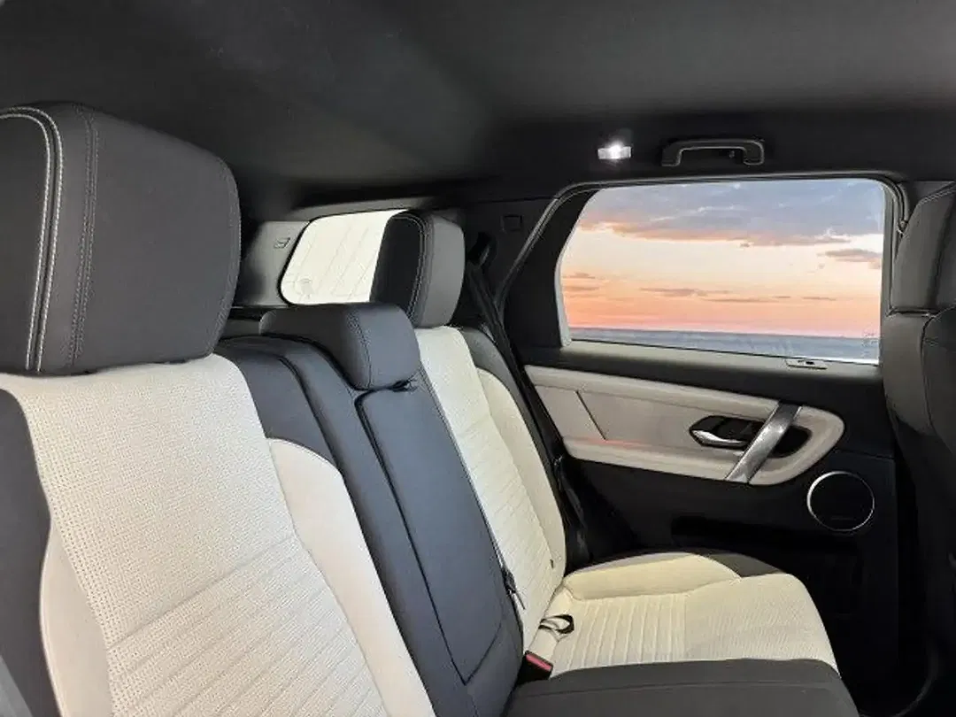 Land Rover Discovery P300e Sport SE - Thumbnail 6